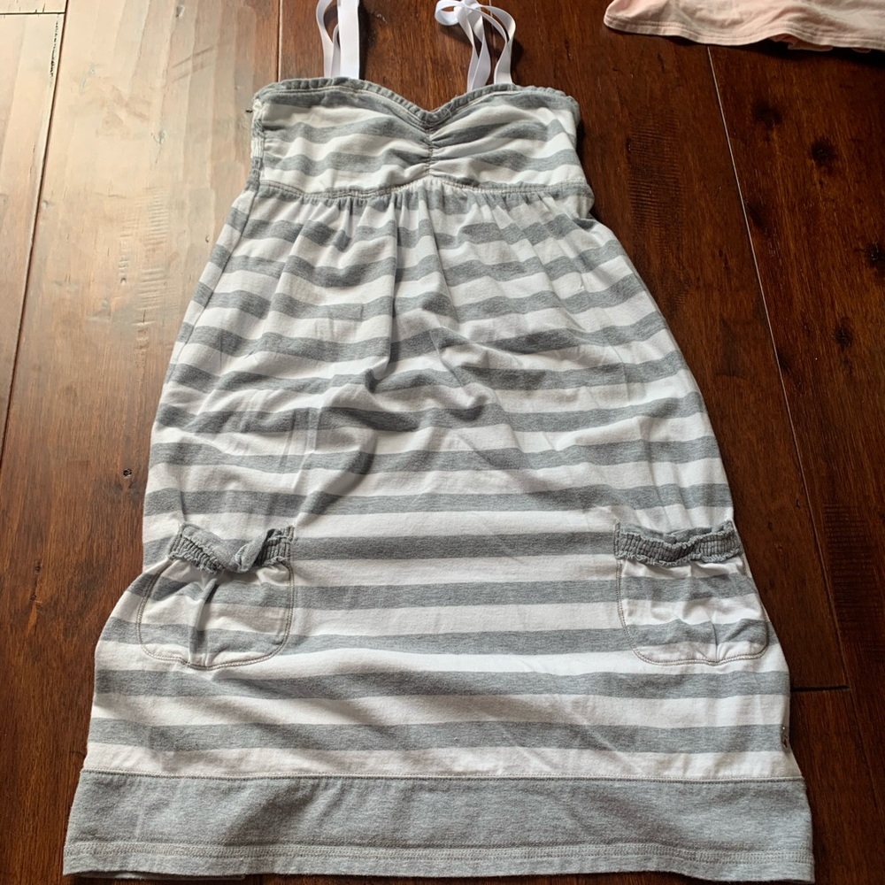 hollister pool cover up